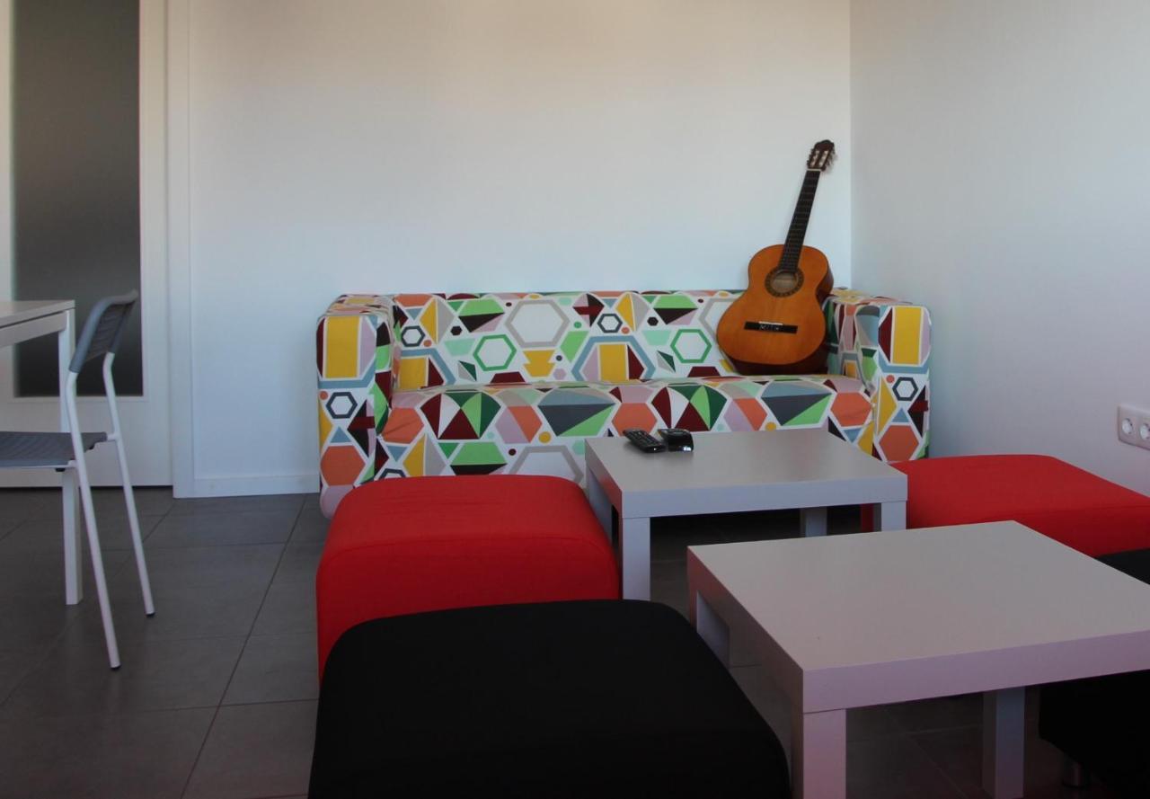 Uau Hostel Figueira da Foz Bagian luar foto