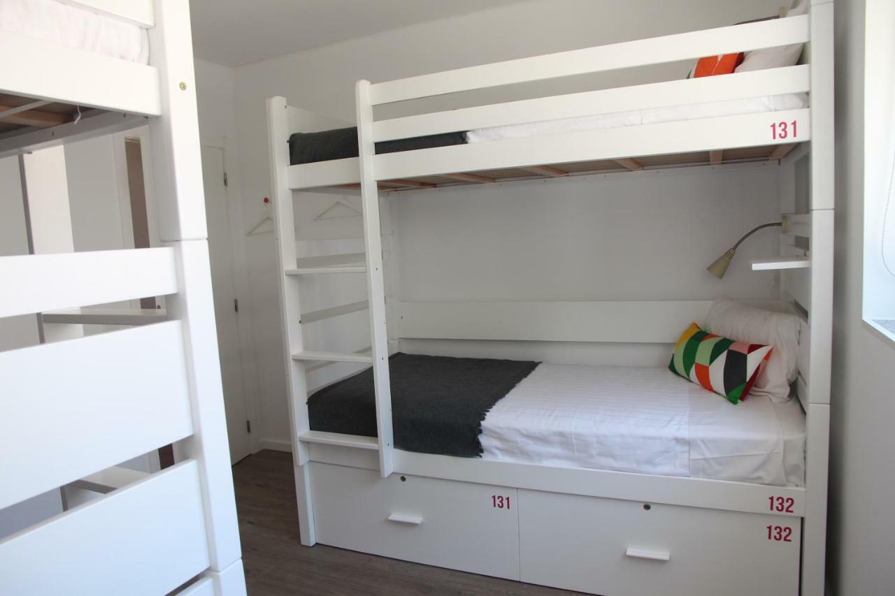 Uau Hostel Figueira da Foz Bagian luar foto
